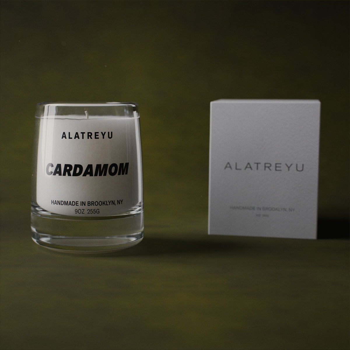 Cardamom with its packaging