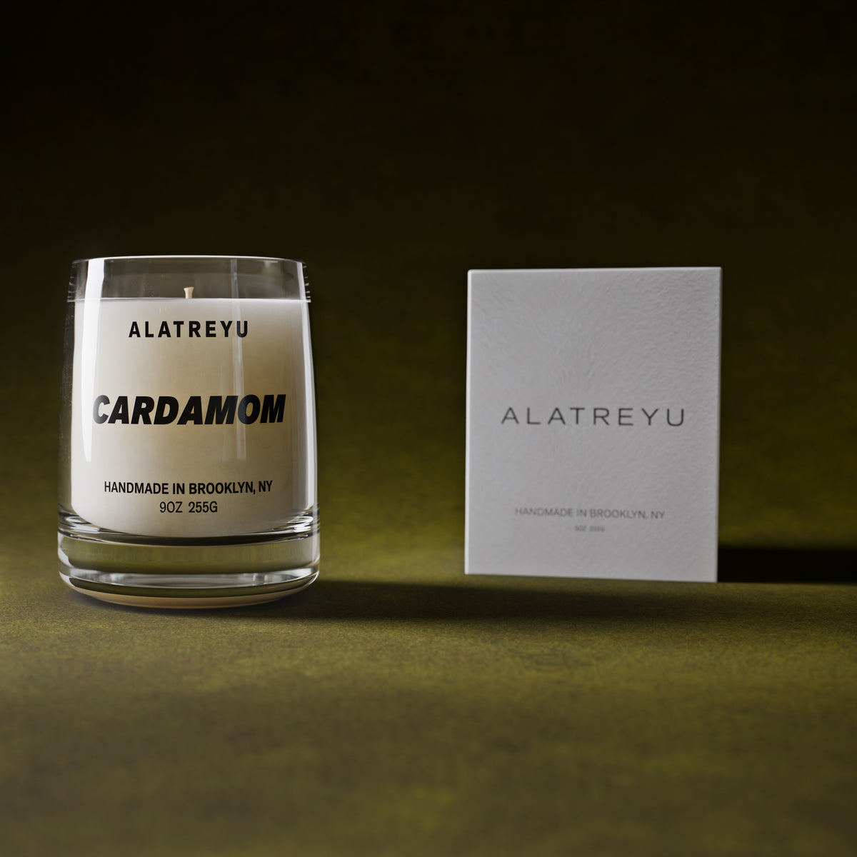 Cardamom with its packaging